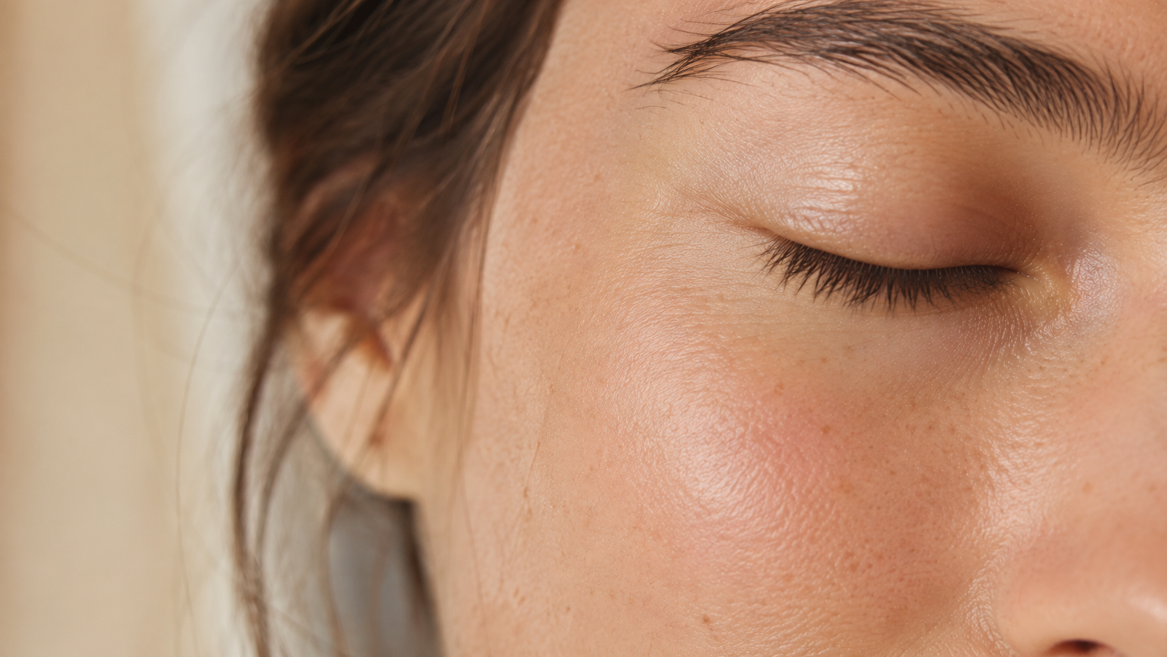 Skin Barrier Repair: Signs, Causes and What Actually Helps