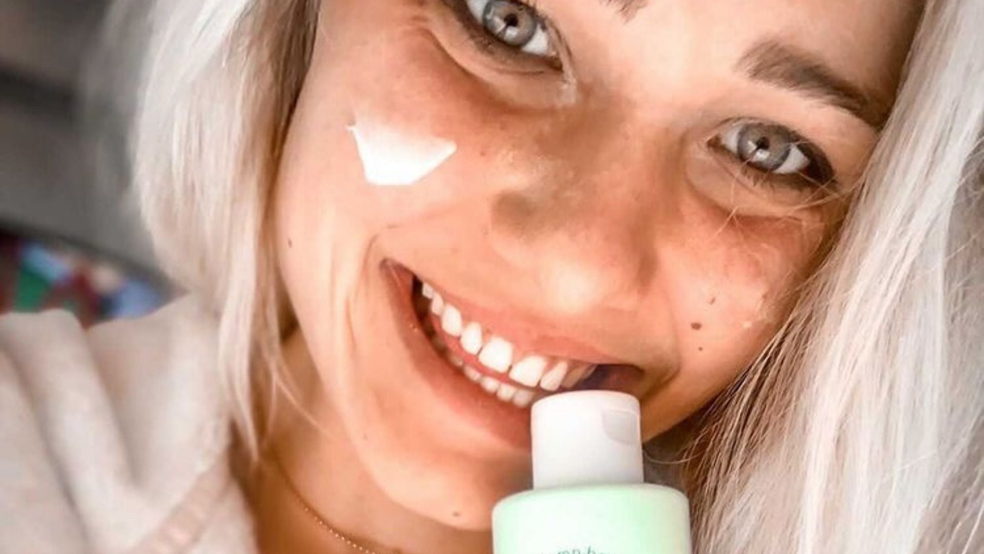 Holiday Skincare Guide: Your Skin Will Thank You For Avoiding These Holiday Foods - Dope Skin Co