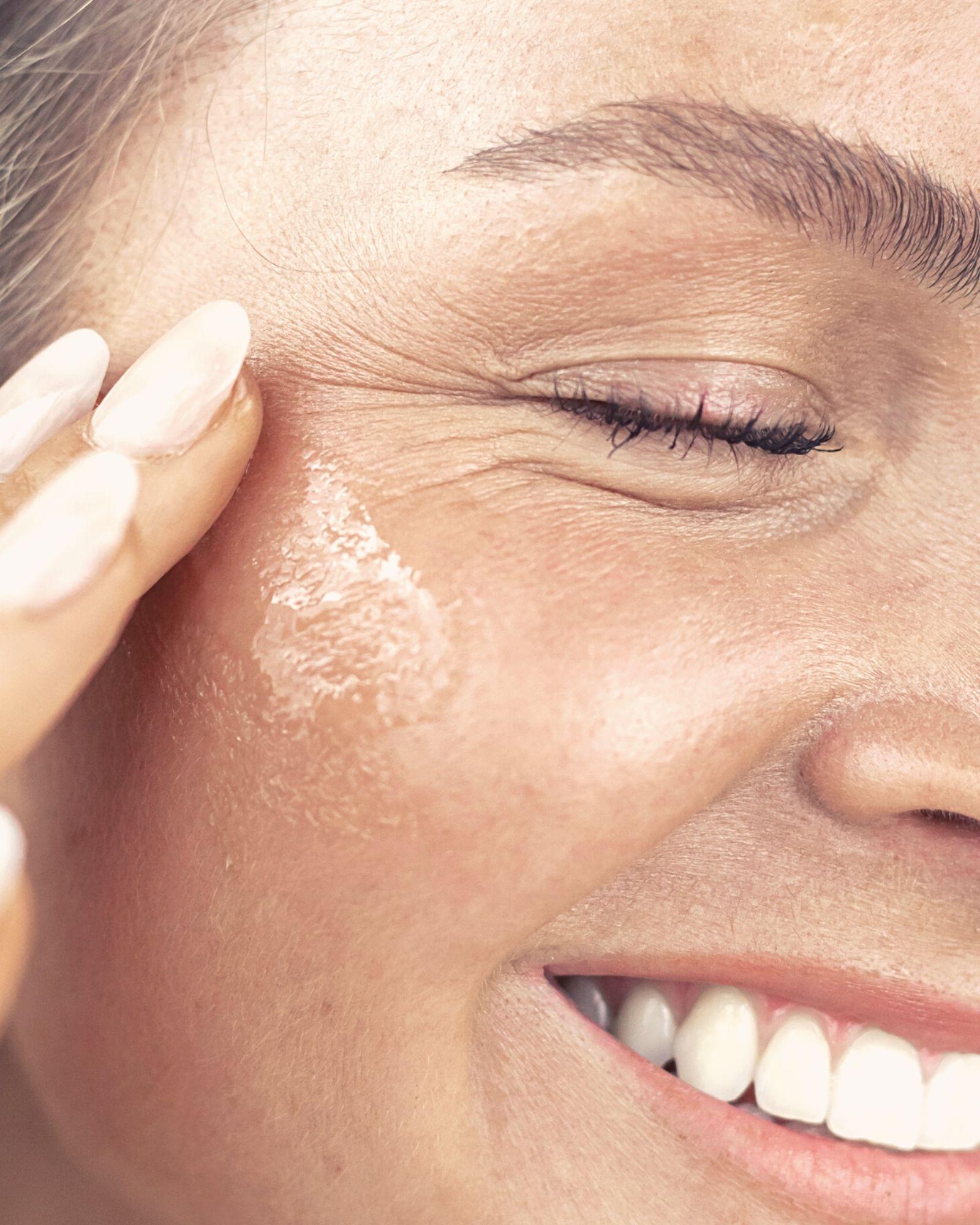 Antioxidant Serum | Serums with Antioxidants | Hyaluronic Acid Serum